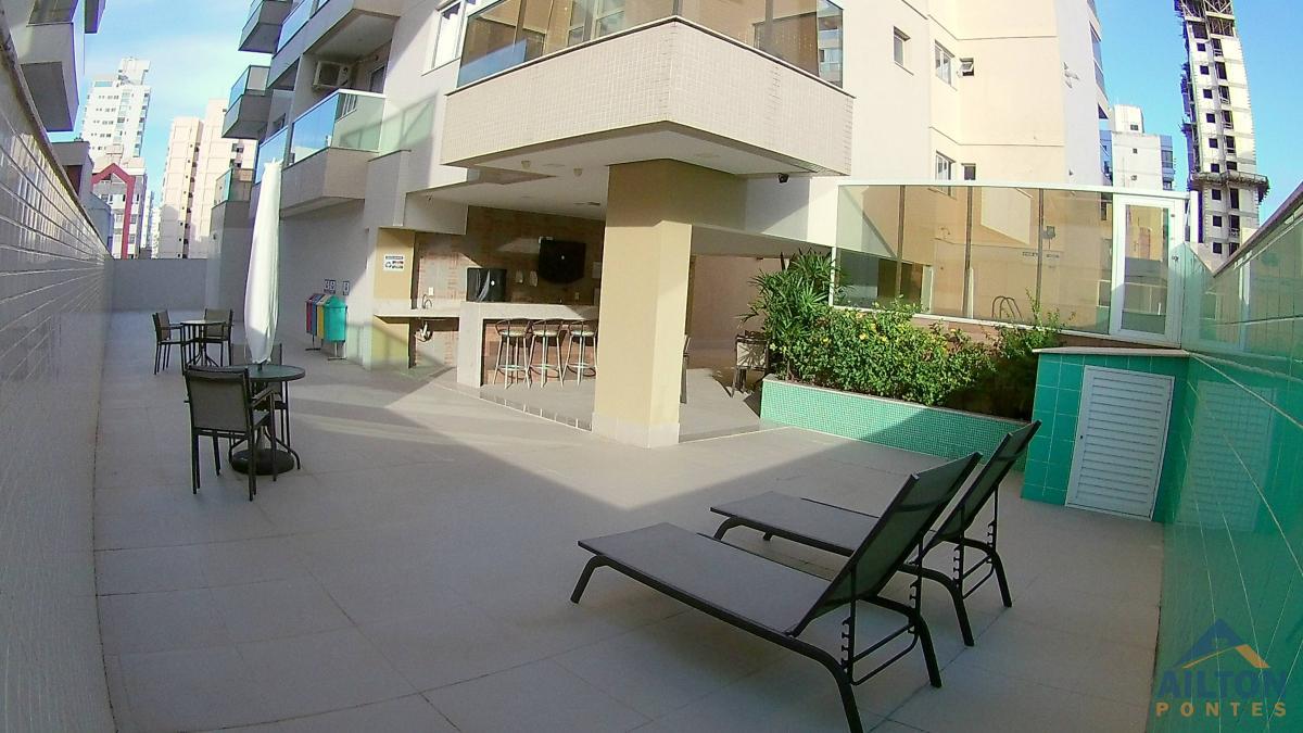 Apartamento à venda com 2 quartos, 70m² - Foto 5