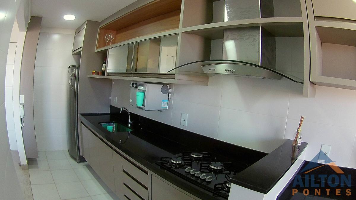 Apartamento à venda com 2 quartos, 76m² - Foto 12