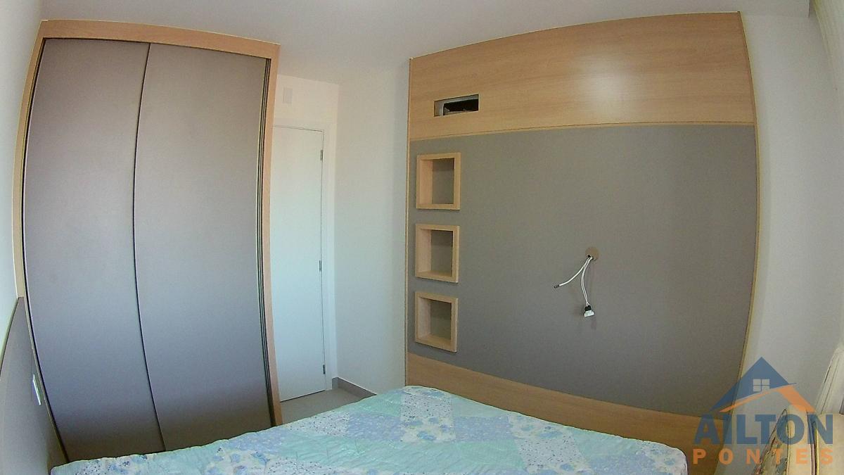 Apartamento à venda com 2 quartos, 76m² - Foto 15