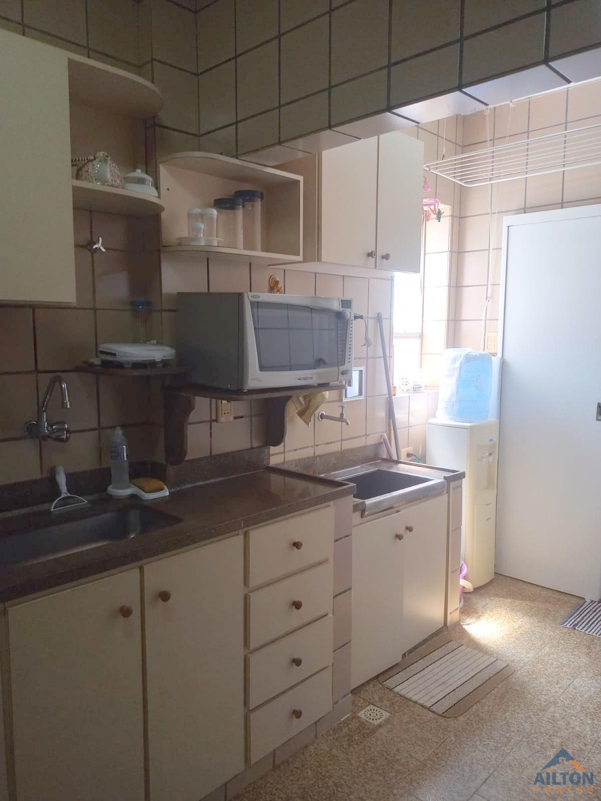 Apartamento à venda com 3 quartos, 105m² - Foto 7